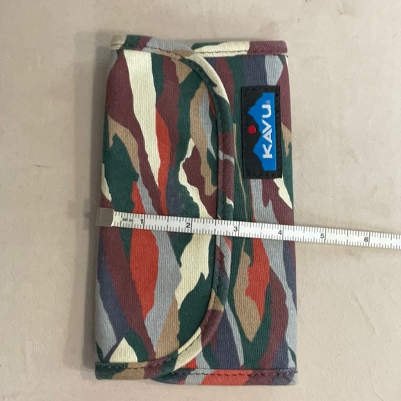 Kavu Tan Rope Bag with Wallet - Picture 9 of 10